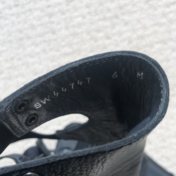 Stuart Weitzman leather gladiator sandals size 6 - Picture 5 of 5